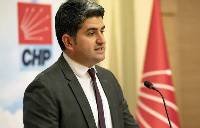 Onursal Adıgüzel’e Gözaltı