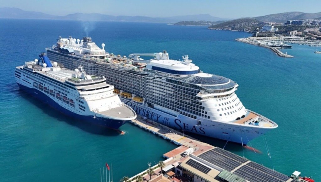 Kuşadası’nda Kruvaziyer Bereketi